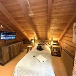 Le Montagnard En Bois Chalet