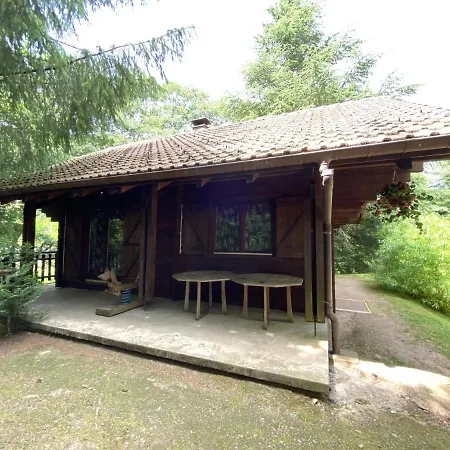 Le Montagnard En Bois 拉布雷斯