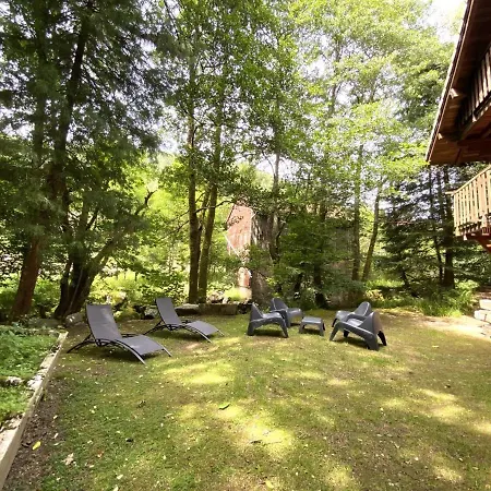 Le Montagnard En Bois 木屋