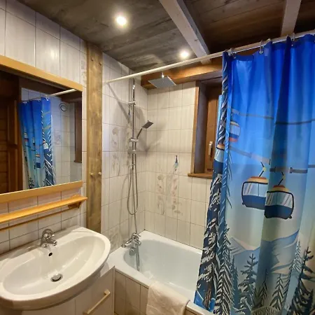 Le Montagnard En Bois * 拉布雷斯